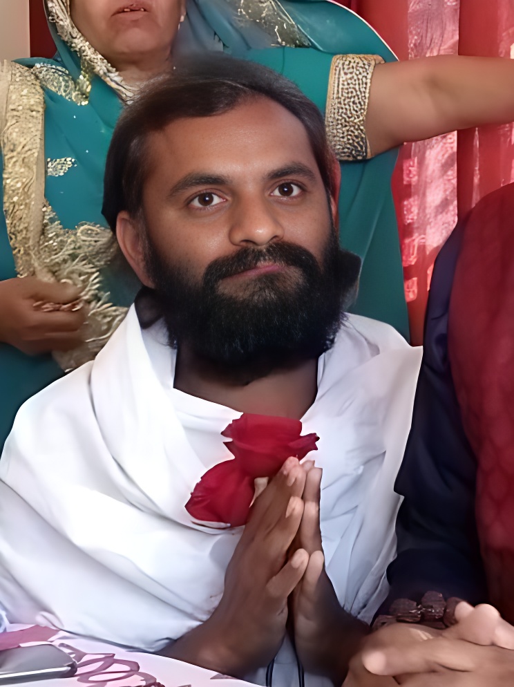 KANAD SHIVDE IS CO FOUNDER GURU KRUPA 